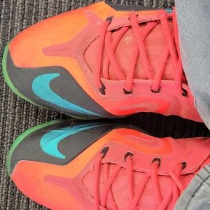 Nike LeBron 11 Elite Hero